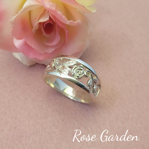 50％OFF！】Rose Garden バラが透かし模様になったシルバーリング 指輪