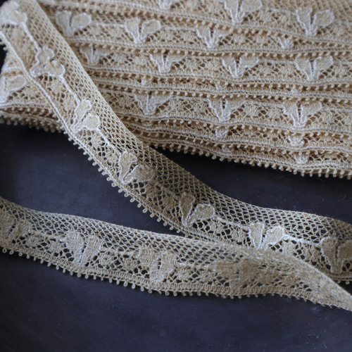 フランス 60㎝ アンティーク刺繍飾りレース C910 ベージュ