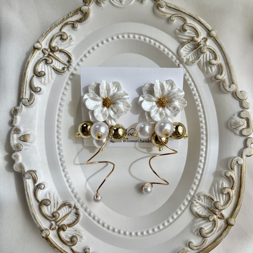 vintageパールとお花の大ぶりイヤリング【結婚式・パーティー