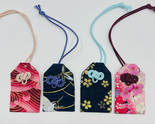 手作りお守り ぽち袋・お年玉袋 あさき 通販 17454731｜Creema(クリーマ)