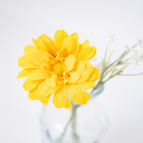 1点もの】ガーベラ黄色・カスミソウ（アートフラワー）＆一輪挿し花瓶