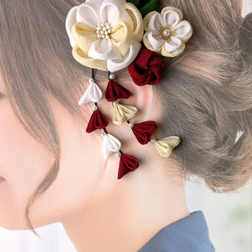 つまみ細工髪飾り ぷっくりしぼり椿 成人式 結婚式 卒業式 七五三  