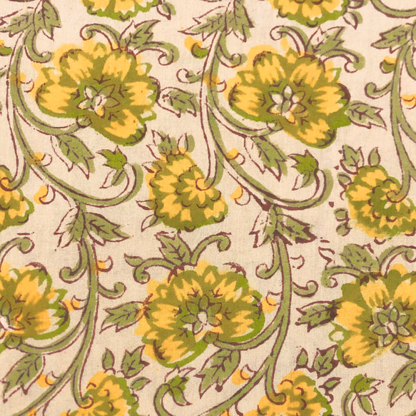 【50cm單位】米色布料黃綠花印度手工塊印花布料棉質 第2張的照片