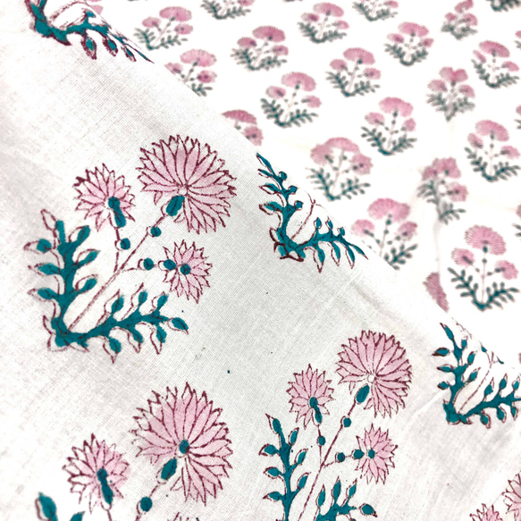 【50cm單位】白色粉紅色花朵綠葉印度手工塊印花布料棉質 第5張的照片