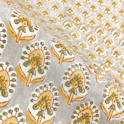 【50cm單位】灰黃色小花印度手工塊印花布料棉質 第5張的照片