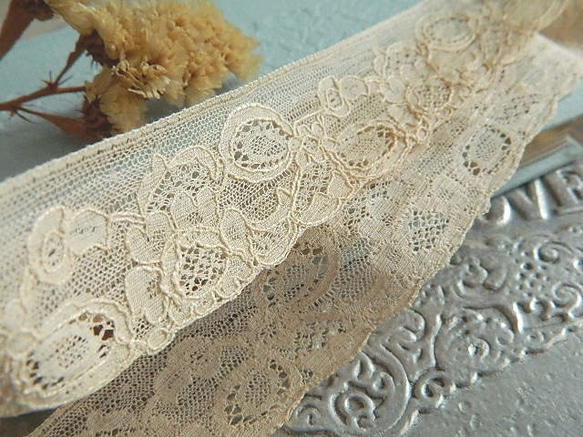 カレーレースのお花とリボンのレーストリム フランスアンティーク