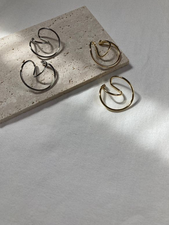 ーdouble  hoop ear cuffー　サージカルステンレス　イヤーカフ　イヤークリップ　イヤリング　フープ 18枚目の画像