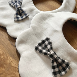 ♡ぽこぽこダブルガーゼのハート柄花びらスタイ♡ スタイ・よだれかけ