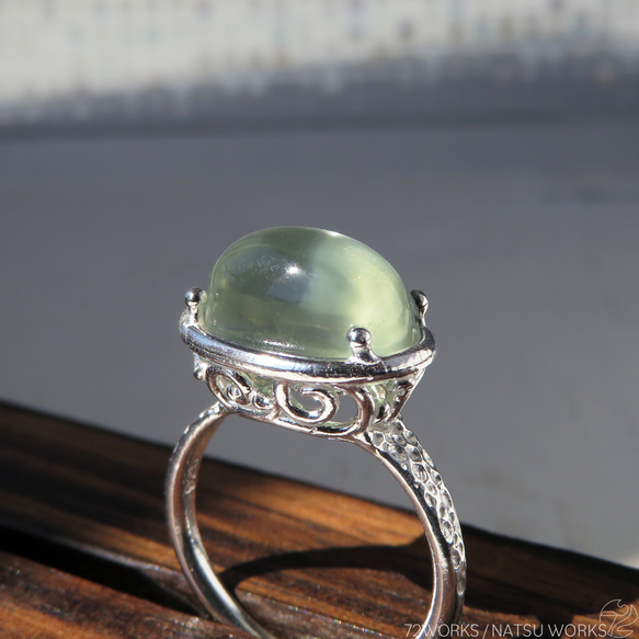 グリーンムーンストーン リング / Green Moonstone Ring l 8枚目の画像