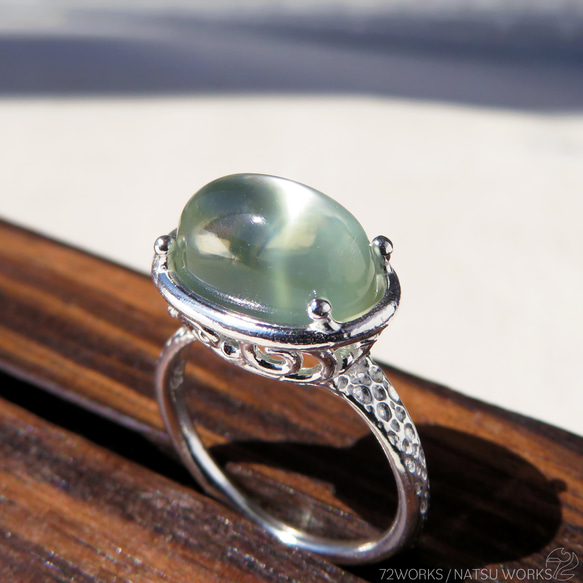 グリーンムーンストーン リング / Green Moonstone Ring l 5枚目の画像