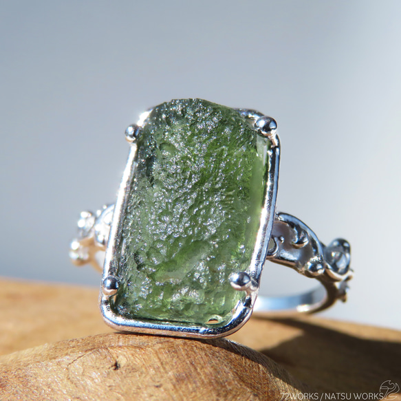 モルダバイト リング / Moldavite Ring [] 4枚目の画像