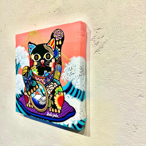 【猫】メインクーン　絵画　ハンドメイド　アート　A4サイズ額装付き　BAEZ3 招き猫の絵 手描き絵画 「カラフル招き猫」額縁付き 招き猫