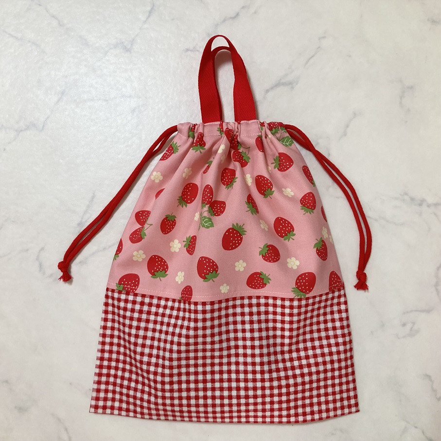 れんれん様　確認用　いちご　ピンク　チェック　着替え袋　35×40 れんれん様 確認用 いちご ピンク チェック 着替え袋 35×40 れんれん様