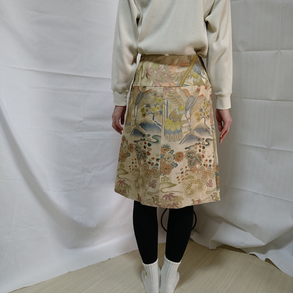 アンティーク帯のプリーツスカート 2枚目の画像
