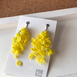 黄色いお花(ミモザ)のニッケルフリーイヤリング　アシンメトリー 9枚目の画像