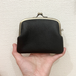 パカっと開くとお部屋が２つ＊仕切りつき口金の本革ぺたんこがまぐちミニ財布（ブラックレザー） 7枚目の画像