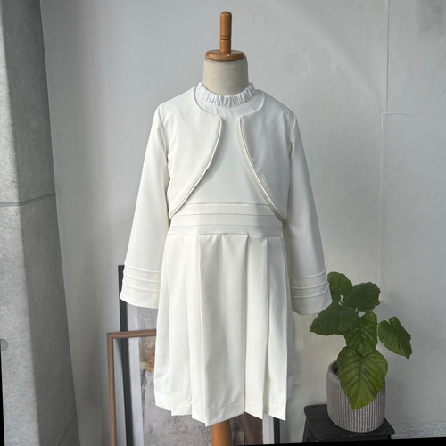 s様オーダー品》フォーマルワンピース✴︎ボレロセット 子供服 flor  