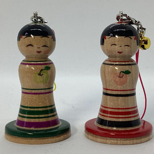 こけしのストラップ 携帯ストラップ こけス 通販 17456929｜Creema