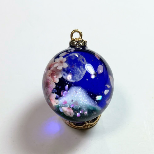 カエル　レジン　球体　花 カエル レジン 球体 花 アクセサリー