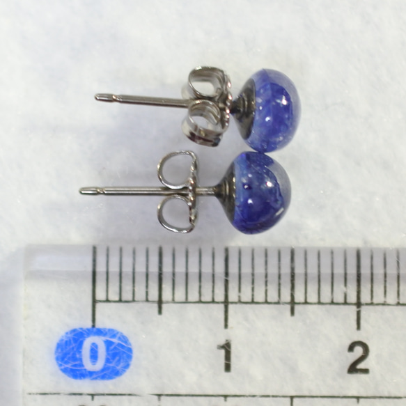 (1 件) 非洲藍色藍寶石耳環（6 毫米，鈦柱） 第5張的照片