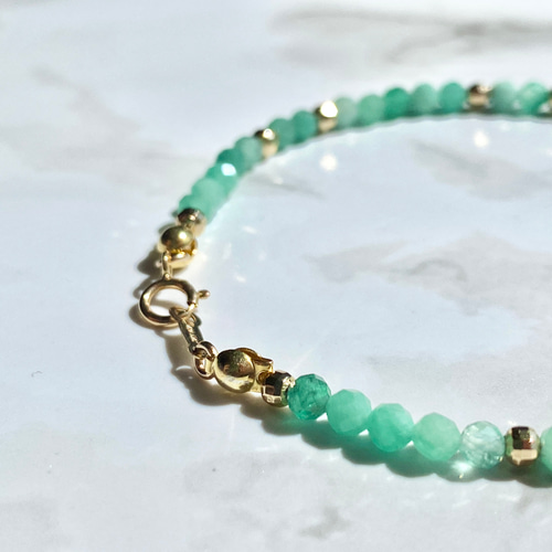 エメラルドブレスレット3mm*女性の魅力を引き出す・愛される自分になる