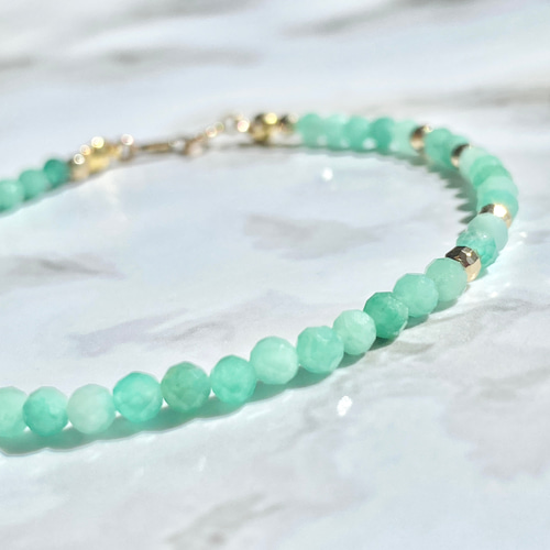 エメラルドブレスレット3mm*女性の魅力を引き出す・愛される自分になる