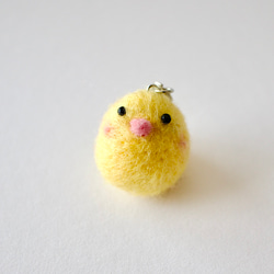 イエロー フェルト ストラップ 顔 羊毛フェルト ひよこのストラップ 携帯ストラップ だんけひつじ 通販