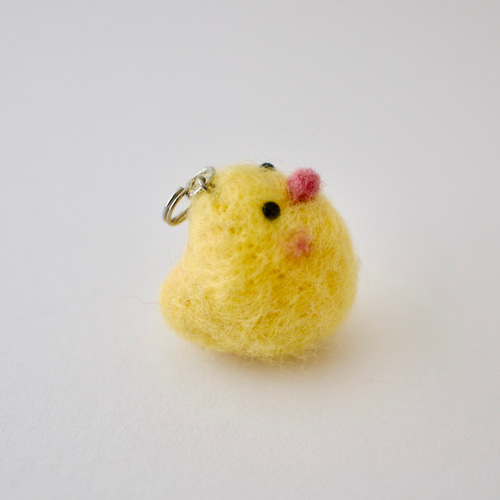 羊毛フェルト ひよこのストラップ 携帯ストラップ だんけひつじ 通販