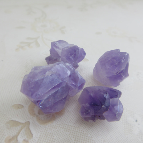 No.CR-154 天然石 原石 アメジスト結晶 37g（マダガスカル産