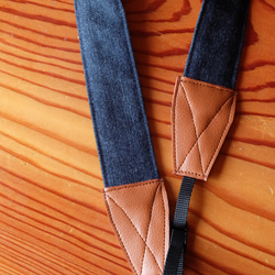 Kogin-zashi 相機背帶 超薄櫻花圖案 [刺繡 ☺︎ 牛仔布復刻] 櫻花 ⌘ 接受預訂 ⌘ 櫻花 2026 第4張的照片