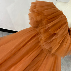 豪華！パーティードレス オレンジ オフショルダー ソフトチュール エレガント 前撮り フレアスカート 2枚目の画像