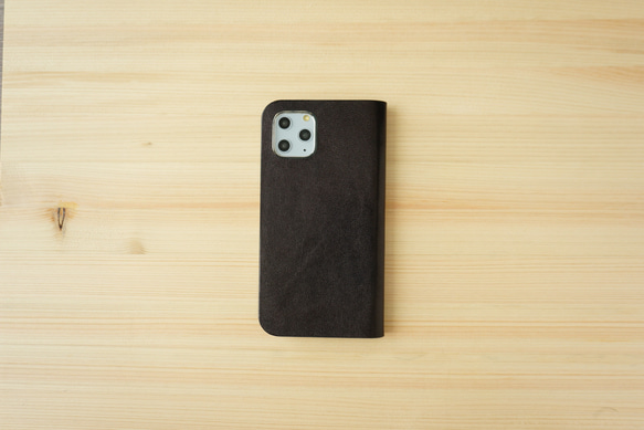 牛革 iPhone15 / 15 Pro カバー  ヌメ革  レザーケース  手帳型  ブラックカラー 4枚目の画像