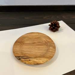 楢の天然木から生まれた小皿　使い増しの良い大きさ　プレゼントにも　無垢材　無添加 3枚目の画像