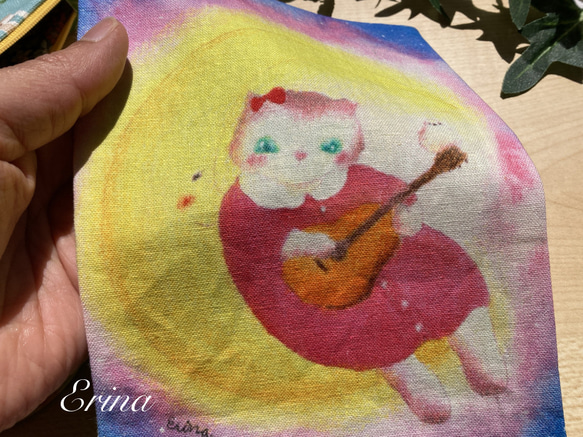お月様と夢見るギター弾き猫さんのハンカチ（裏生地ダブルガーゼ）再販 2枚目の画像