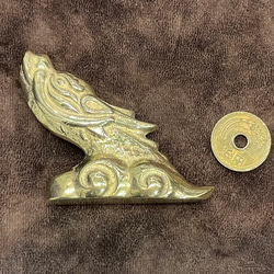 真鍮鋳物 ペーパーウエイト  雲龍 7枚目の画像
