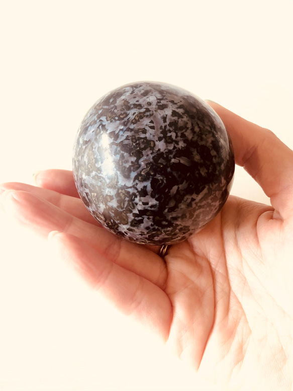 魔法使いマーリンの石♫インディゴガブロ丸玉(63mm) 5枚目の画像