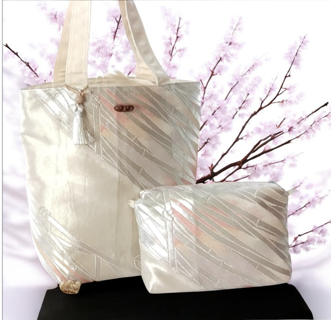 着物正絹帯リメイクハンドバッグ&ポーチ　No.02 竹・結び切り柄　手作りタッセル・シルク・京都・豪華