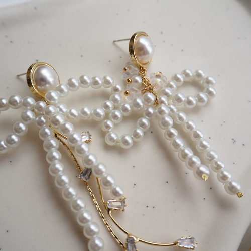 2024ssトレンド リボンモチーフ ピアス/イヤリング ピアス（スタッド