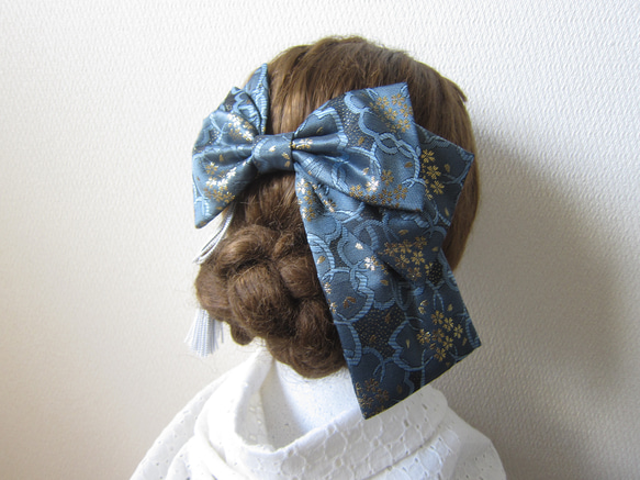 髪飾り　リボン✿金襴 アシンメトリー　藍色　ウエディング　成人式　卒業式　着物　袴　振袖　 9枚目の画像