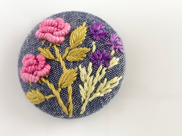 花束刺繍のヘアゴム　※ブローチへの変更ＯＫ 2枚目の画像