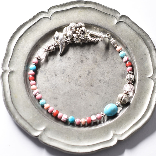 カレンシルバーボタニカルワイヤーブレスレット