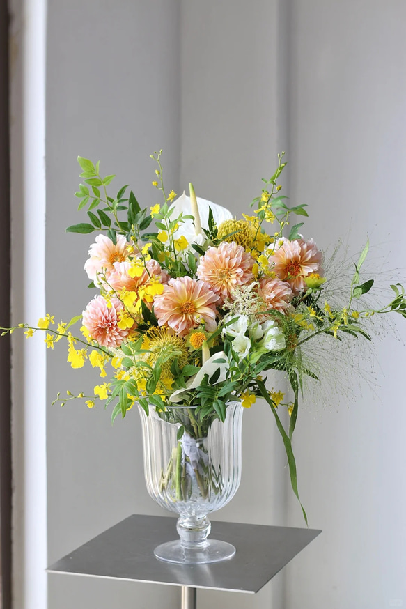 ダリアのブーケ - オレンジ ブーケ＋花瓶 一輪挿し・花瓶・花器 King