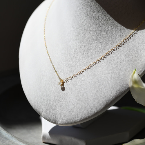 14Kgf 天然石アクセサリー 14kgf> マグネット式 ネックレス 天然石 (ソーダライト × 淡水