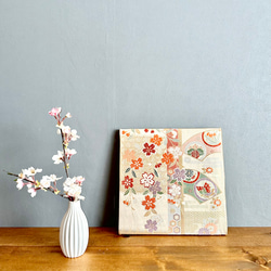 着物のファブリックパネル　満開の枝垂れ桜と扇　着物リメイク　インテリア　古民家　壁飾り　日本　ギフト　桜　春母の日 7枚目の画像