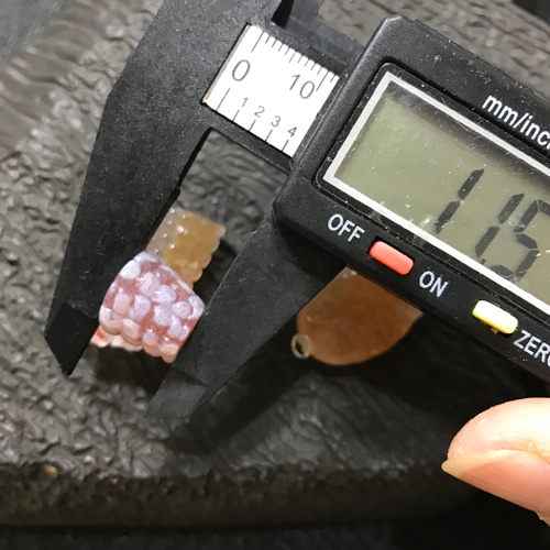 ゴビ石−1242 ゴビ瑪瑙 彫刻物セット ハンドメイドパーツ 天然石