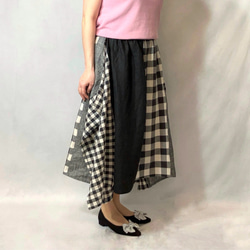 リネンと綿麻で作ったデザインスカート（チェック＆無地）byAki［A2419］ 1枚目の画像