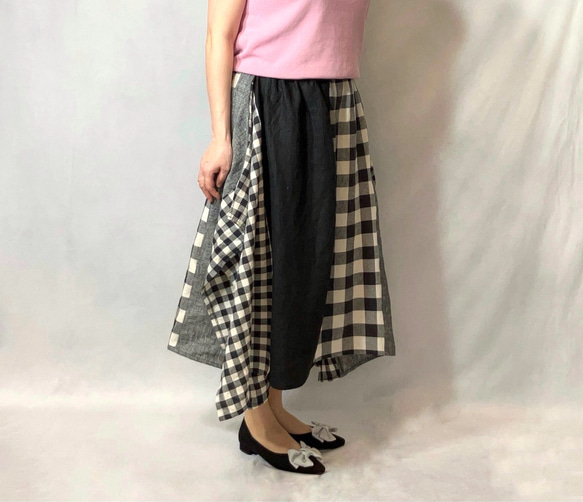 リネンと綿麻で作ったデザインスカート（チェック＆無地）byAki［A2419］ 1枚目の画像