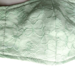 【こども】チョウチョ柄刺繍コットン生地マスク　フィルターポケット付き　選べるサイズ(2才~小学校高学年・中学生) 11枚目の画像