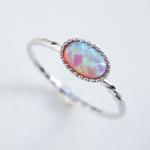 桜色に虹の煌き＊ピンクオパール華奢ツイストリング（サイズ