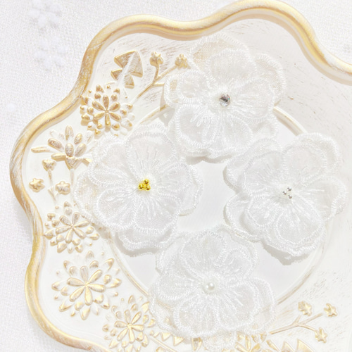 ♥ホワイトレースお花ꕤ全4種類♥【ベビー キッズ ヘアクリップ